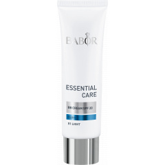 Lekki, koloryzujący krem BB z faktorem ochronnym SPF 20 (odcień 01 light). BB Cream 01 Light
